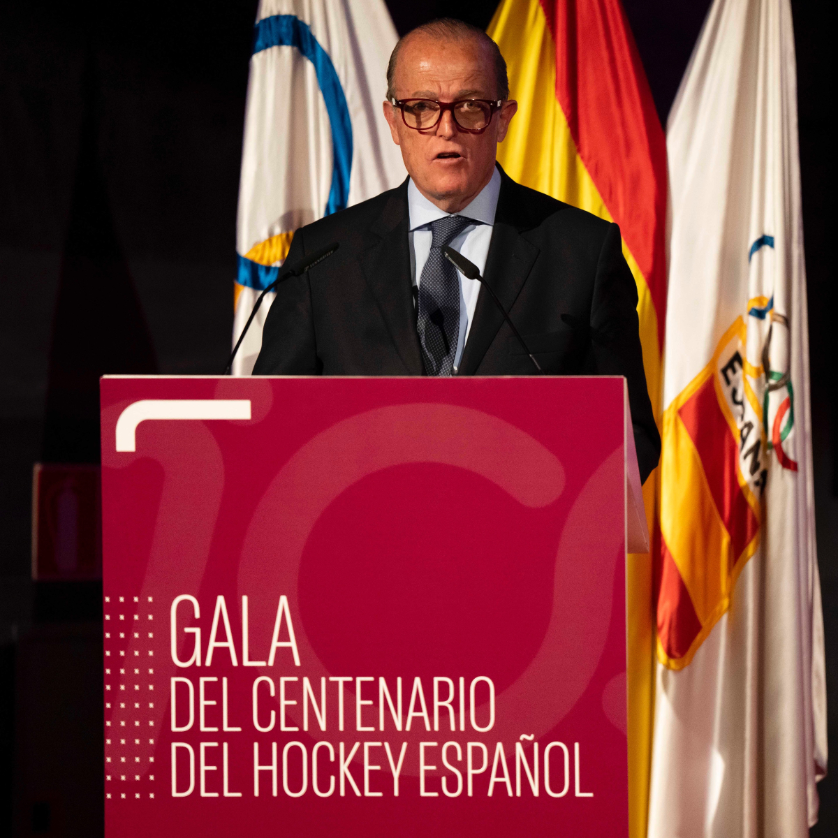 🤝 Santiago Deó, reelegido presidente de la Real Federación Española de Hockey.

El apoyo de los y las asambleístas ha sido unánime, consiguiendo 48 de los 49 avales posibles.

#HockeyEspaña