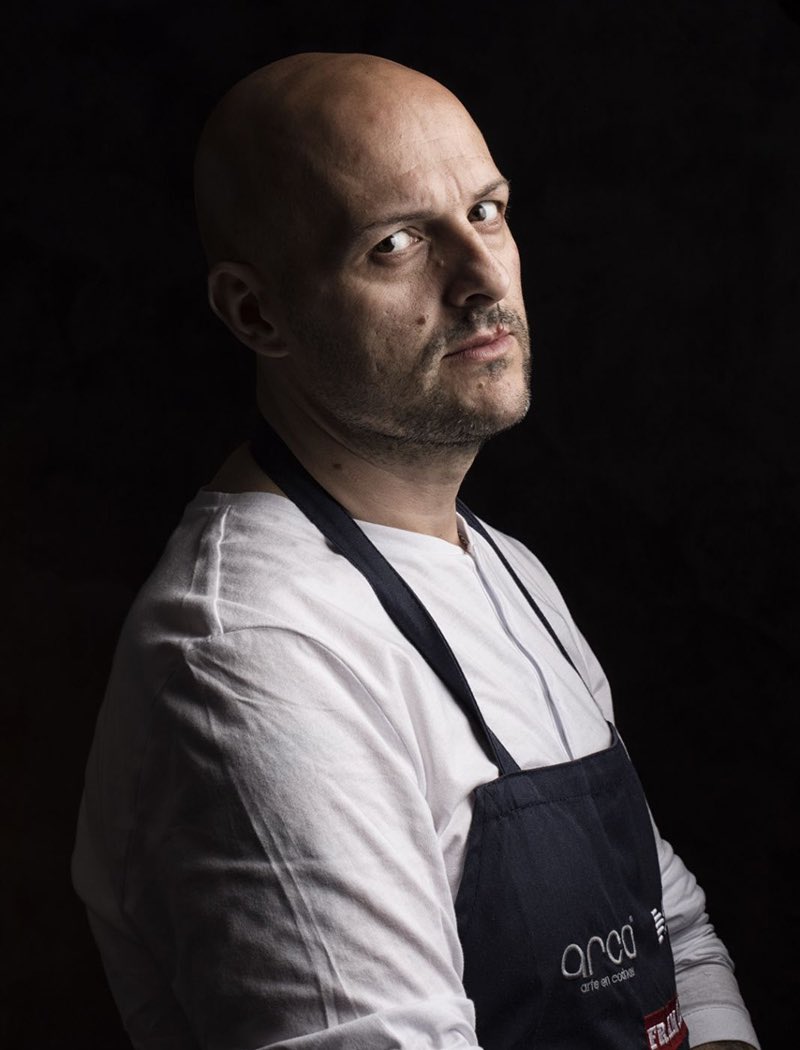 ♨️ Italia, Chile y Canarias, el Mediterráneo, el Pacífico y el Atlántico, una fiesta culinaria de uniones y armonías transnacionales de profundas raíces y avanzada creatividad son los argumentos de la alta cocina de Nub*