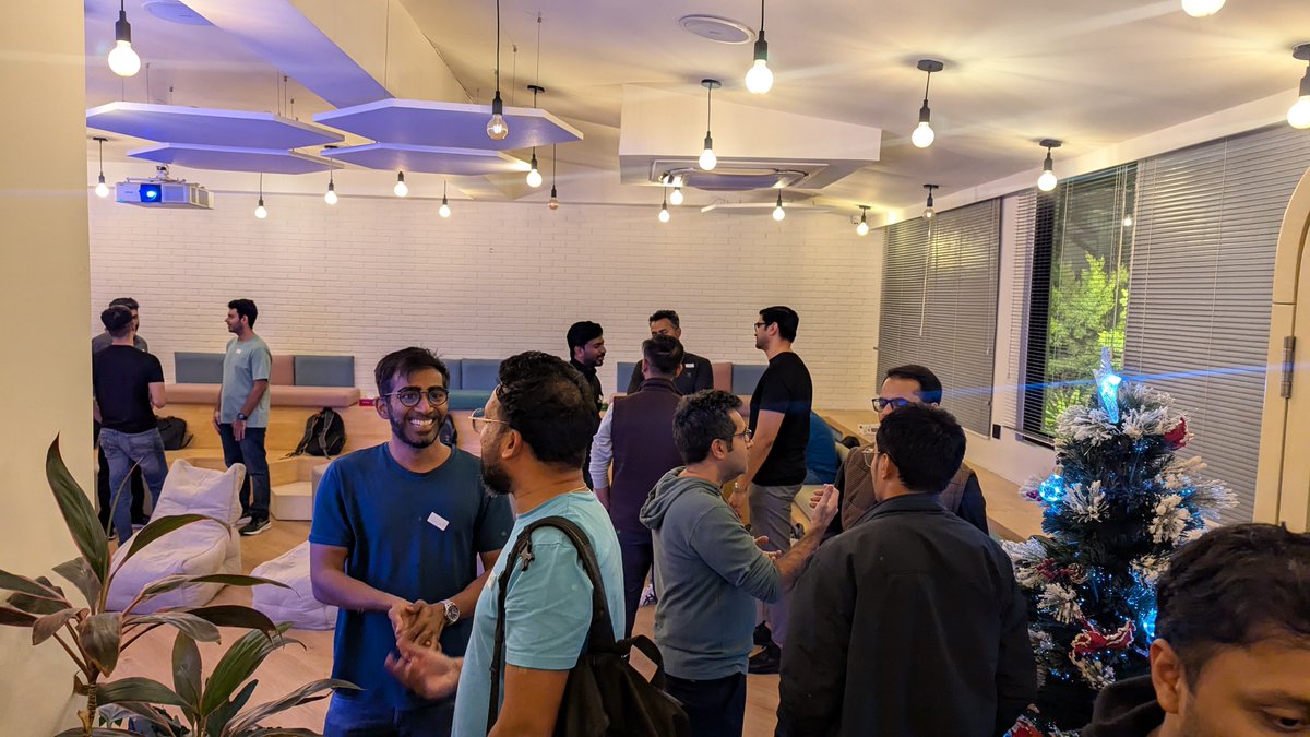 LightspeedIndia's tweet photo. Glimpses from last week’s @AITinkerers Bengaluru Edition at the Lightspeed office, where AI builders, ML experts, and entrepreneurs came together to share ideas and showcase interesting demos from companies building in AI.

@phequals7 @AbhiramTarimala @BaggaRohil @MohapatraHemant @varun_pant_  @ben_matheww @runtimeHorror @KaranVaidya6 @AT12234