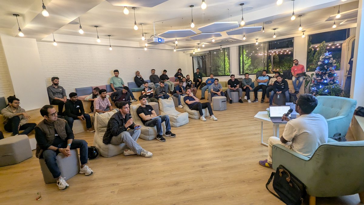 LightspeedIndia's tweet photo. Glimpses from last week’s @AITinkerers Bengaluru Edition at the Lightspeed office, where AI builders, ML experts, and entrepreneurs came together to share ideas and showcase interesting demos from companies building in AI.

@phequals7 @AbhiramTarimala @BaggaRohil @MohapatraHemant @varun_pant_  @ben_matheww @runtimeHorror @KaranVaidya6 @AT12234