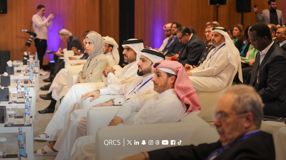 QRCS's tweet photo. #الهلال_الأحمر_القطري ممثلا بسعادة الأمين العام السيد/ فيصل محمد العمادي يشارك في #منتدى_قطر_للوساطة الذي يضم 5 جلسات تتمحور حول تطوير حلول مبتكرة ومستدامة لحل النزاعات وتعزيز الدبلوماسية الإنسانية بما يتماشى مع التحديات المتزايدة.
#DohaForum | #TheInnovationImperative |