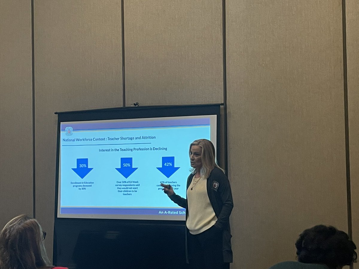 Edilia De La Vega tweet media