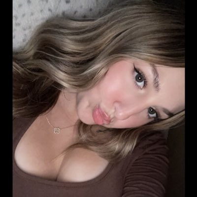 marisaamaes's tweet photo. #NewProfilePic https://t.co/udlcAXvcAa