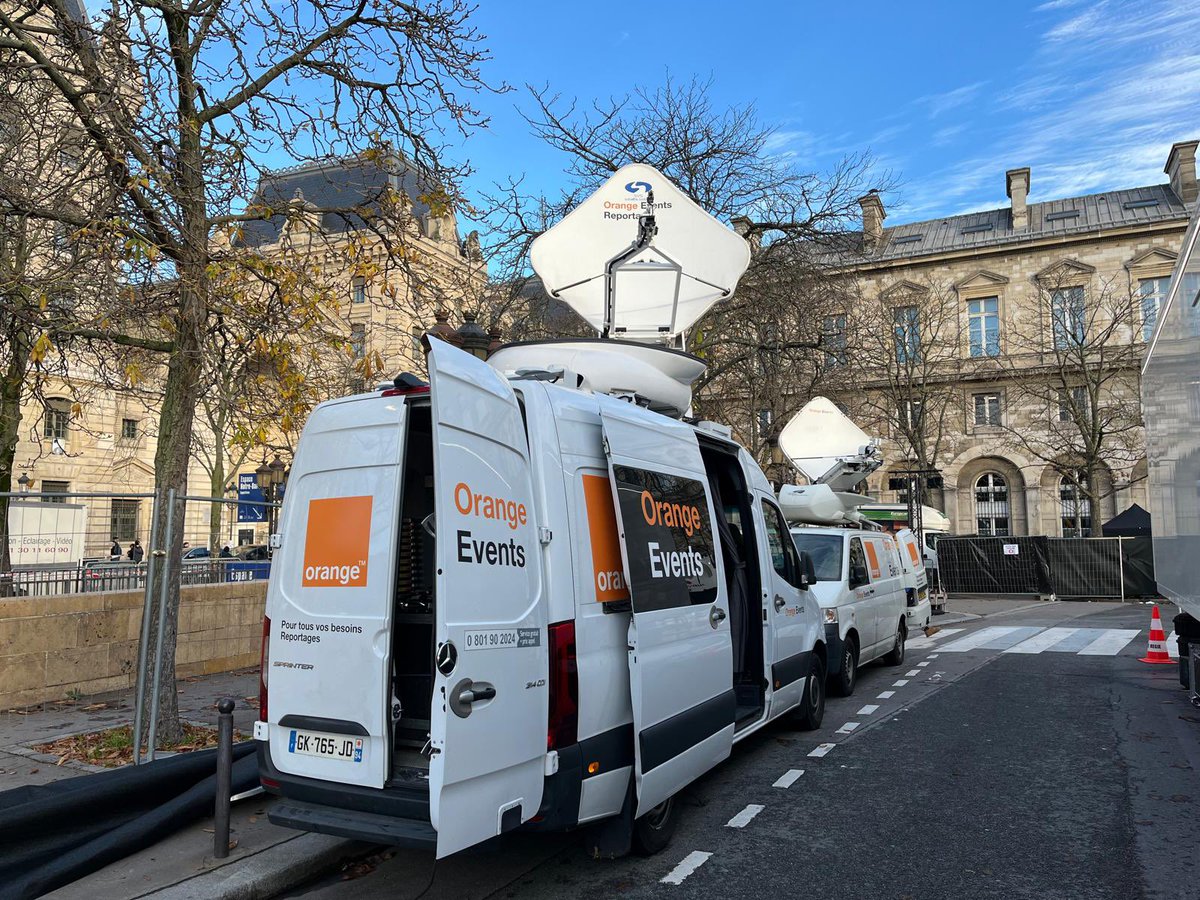 L'inauguration de #NotreDame marque un moment historique pour le monde entier. Ce monument emblématique renaît de ses cendres, illustrant notre capacité à surmonter les défis.
<a href="/orange/">Orange</a> #Events a été une nouvelle fois au RdV ! <a href="/RestauronsND/">Association française Restaurons Notre-Dame</a> <a href="/Cheydema/">Christel Heydemann</a> <a href="/fallacher/">JF Fallacher</a> <a href="/caroguillaumin/">caroline guillaumin</a>