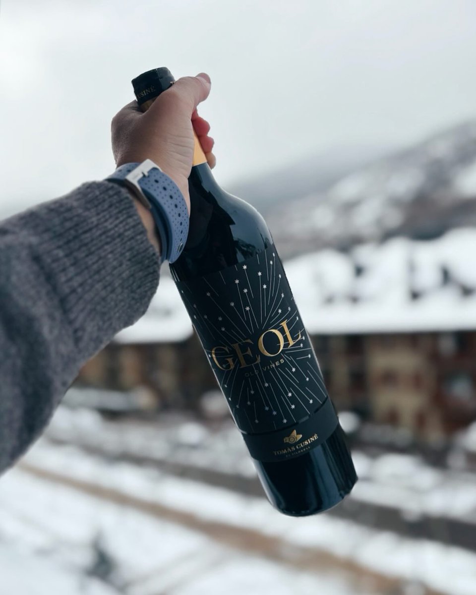 llmontia_vv's tweet photo. Tomร s Cusinรฉ Geol 2019 - buena estructura y suaves taninos ๐ท๐โ๏ธ
DO Costers del Segre ๐
#vi #vino #wine #winelover #tomascusine #geol #docostersdelsegre #snow #snowday https://t.co/i8RFSMIGUq