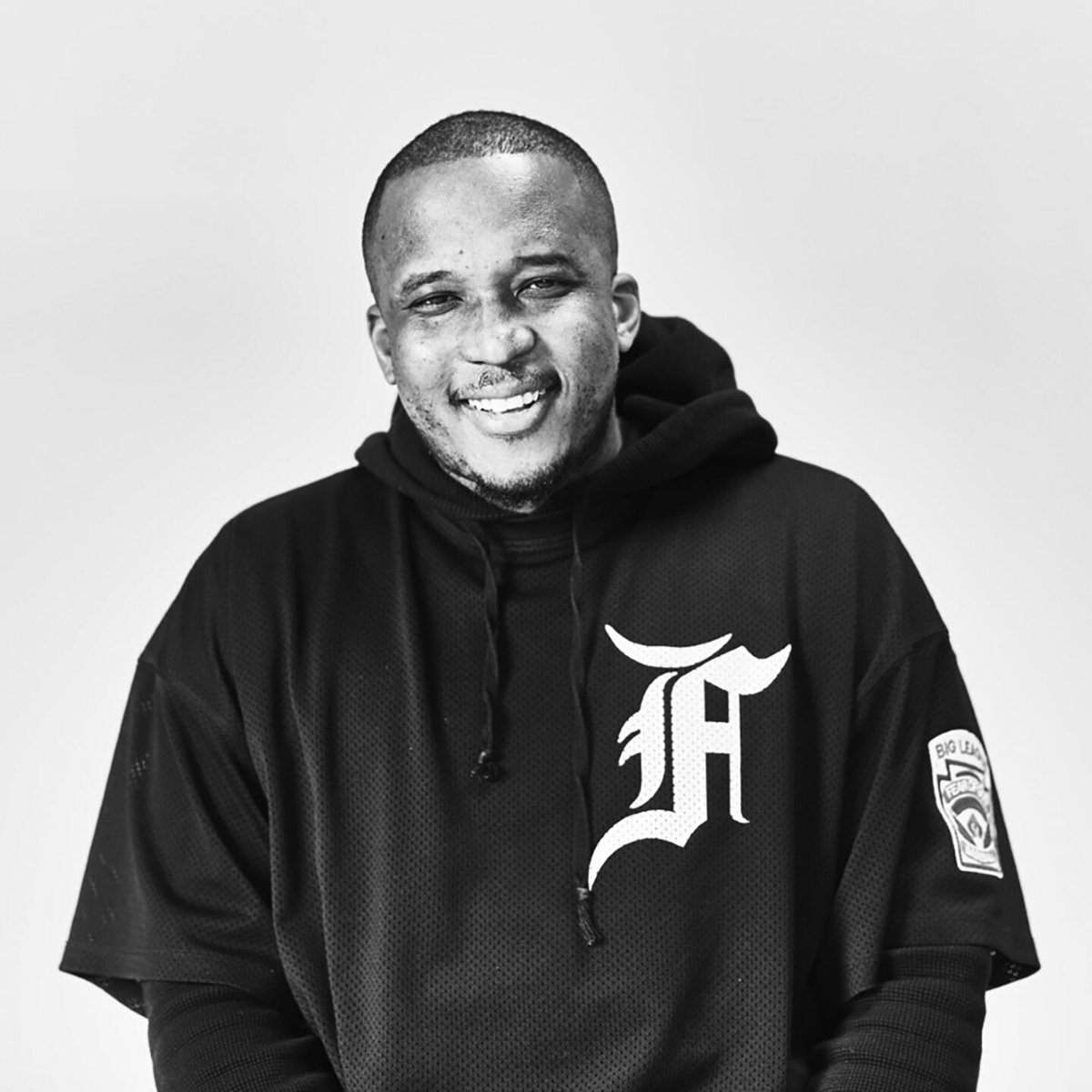 Congrats to writer and #jhusoe alum (MEd '14) Professor D. Watkins (<a href="/dwatkinsworld/">D. W A T K I N S</a>), on winning a 2024 James Beard Media Award in the Beverage category for his essay, "Navigating the New Sober Boom." #JamesBeardAwards
hub.jhu.edu/magazine/2024/…
