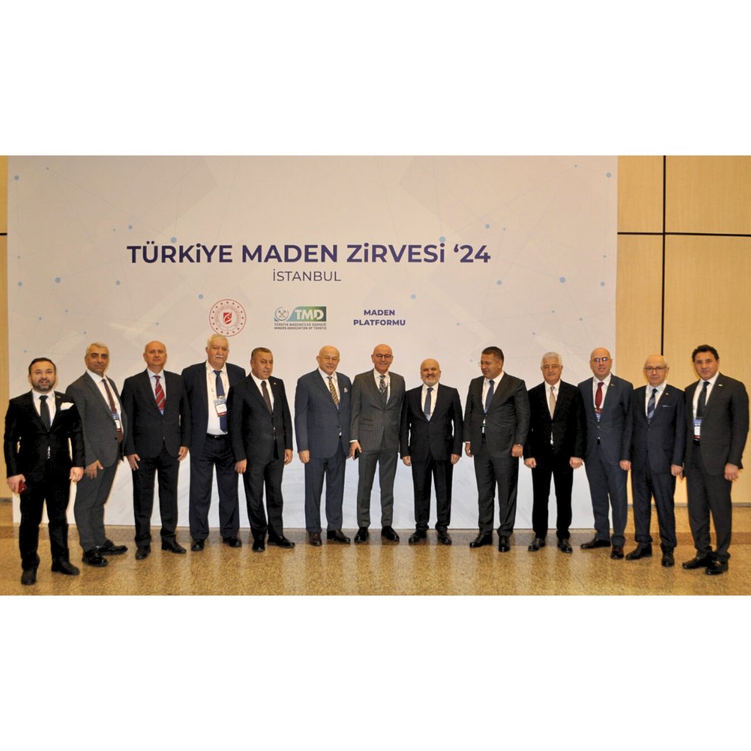 tummer_ankara's tweet photo. TÜMMER Yönetim Kurulu olarak; Dünya Madenciler Günü kapsamında, İstanbul Lütfi Kırdar Kongre ve Sergi Sarayı’nda gerçekleşen “Türkiye Maden Zirvesi’24”e katılım sağladık.

#SONDAKİKA https://t.co/gex3HWKVtH