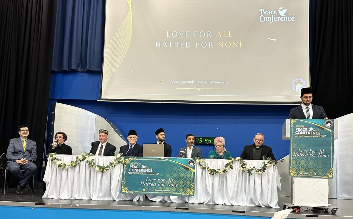 AMANewcastle's tweet photo. The Ahmadiyya Muslim Community Newcastle hosted their Annual Peace Conference, bringing together people from different faiths and backgrounds to promote harmony, love and peace  #loveforallhatredfornone #Ahmadiyya @ukmuslims4peace  @bbcnewcastle @ChronicleLive @pressahmadiyya https://t.co/v1OHif123s