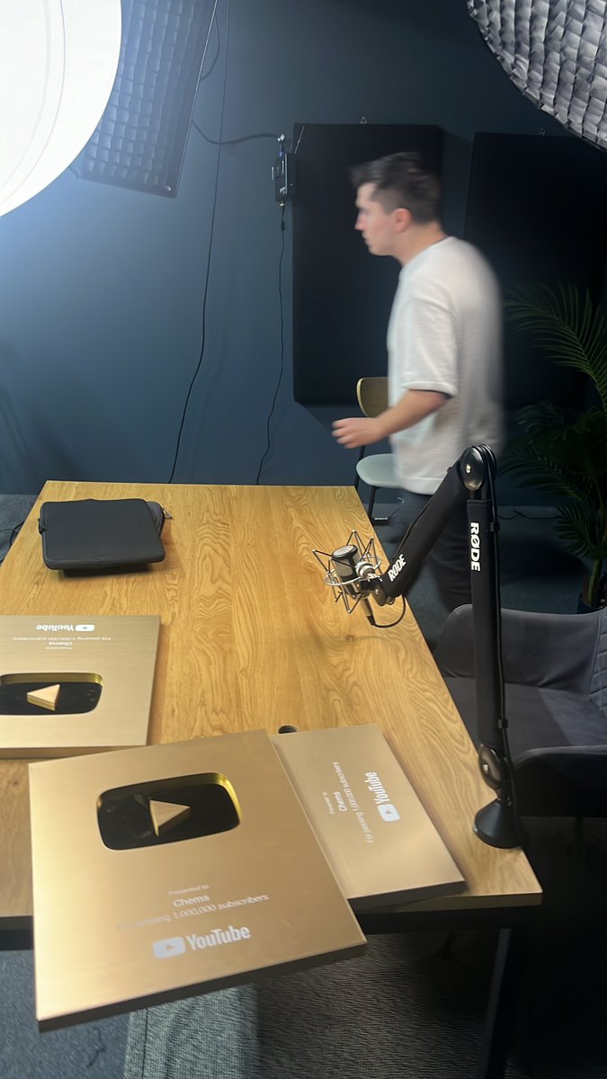 YouTube Business tweet media