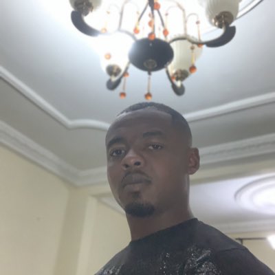 messi_armel's tweet photo. #NouvellePhotoDeProfil https://t.co/D0tWWieP7s