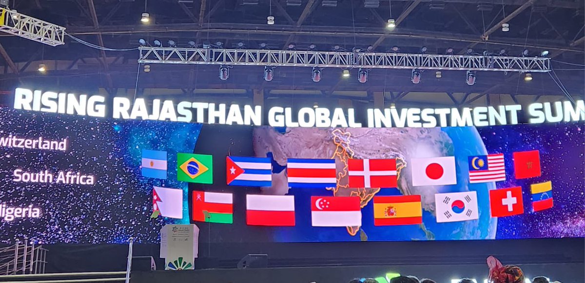 SGinIndia's tweet photo. 🇸🇬 is proud to be a Country Partner for the #RisingRajasthan Investment Summit. Our delegation was happy to hear PM @narendramodi's speech about Rajasthan's immense potential, and is exploring investments in the state - HC Wong @BJPRajasthan @RajCMO @BJPRajasthanIT @BhajanlalBjp https://t.co/OVqInFDsZU