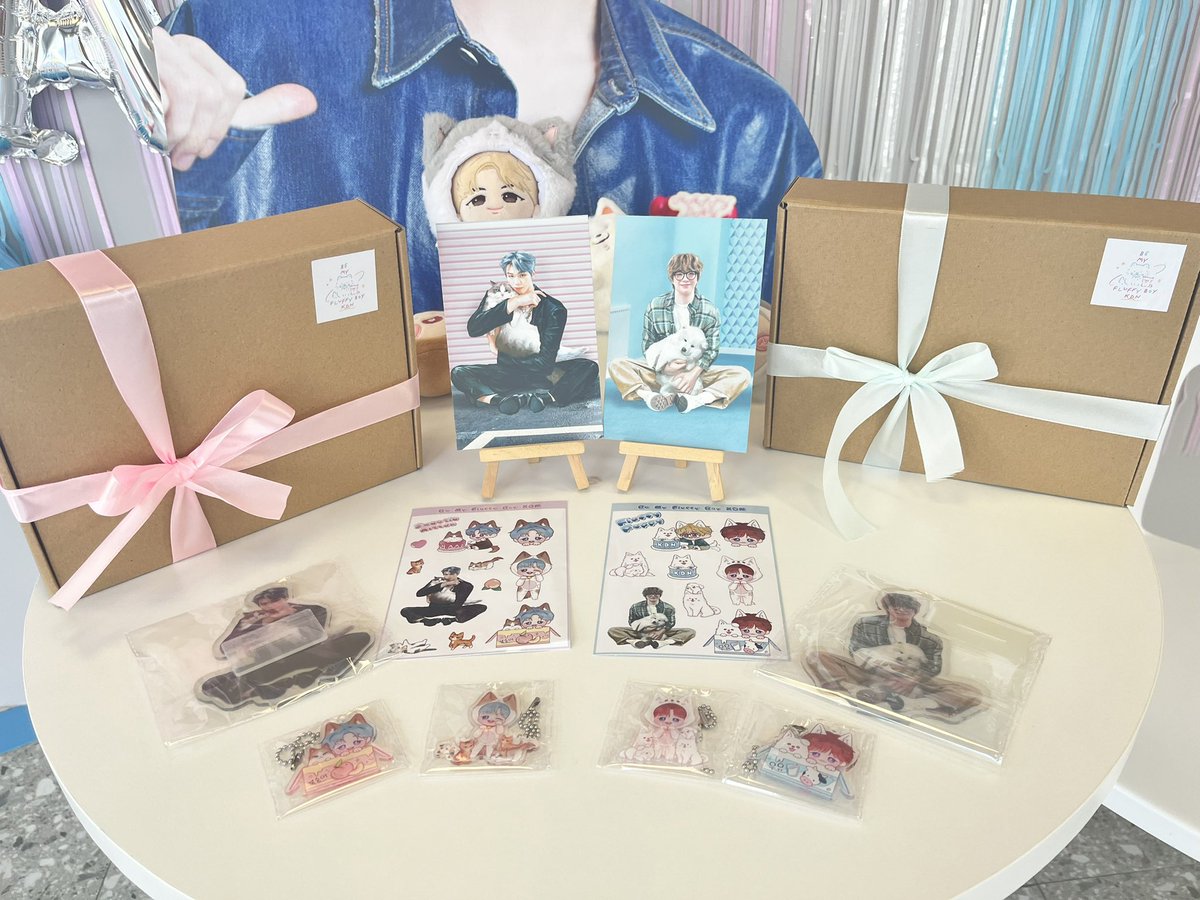 StoryWith_KDN's tweet photo. มีใครสนใจกอว.งาน กับเซ็ตโดเนทรอบไปรฯเพิ่มมั้ยคะ น้องมีเหลืออยู่จำนวนนึงเลยค่ะ

#HappyDanielDay #BeMyFluffyBoyKDN https://t.co/sjFdDjJOcL