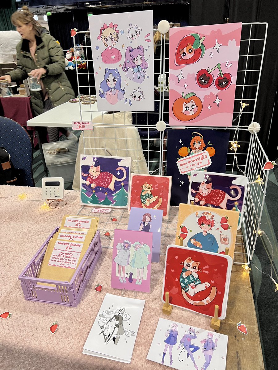 greypetals__'s tweet photo. Had a lovely time at Bolton Craft Market! 🥰❤️🎅🏻 https://t.co/LToVnJji0H