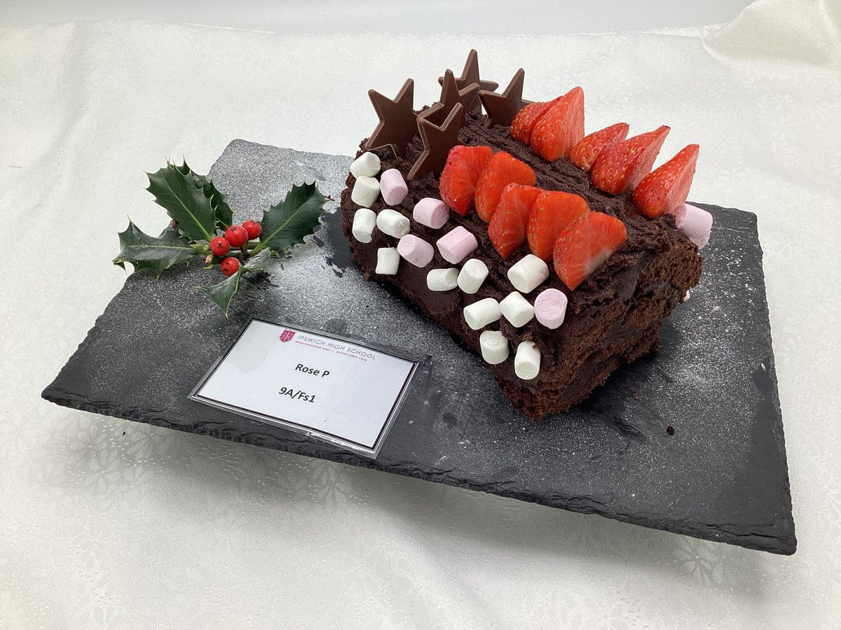 IpswichHigh's tweet image. Year 9 have been busy baking Festive Chocolate Logs!

Here is a selection from their bake-off last week. From classic designs to unique twists, these young bakers have truly outdone themselves. 🎂#FestiveBakes #Year9Bakers