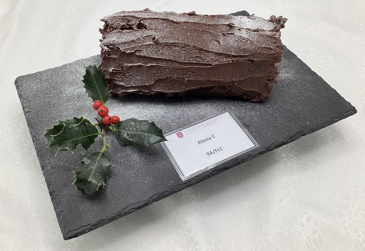 IpswichHigh's tweet image. Year 9 have been busy baking Festive Chocolate Logs!

Here is a selection from their bake-off last week. From classic designs to unique twists, these young bakers have truly outdone themselves. 🎂#FestiveBakes #Year9Bakers