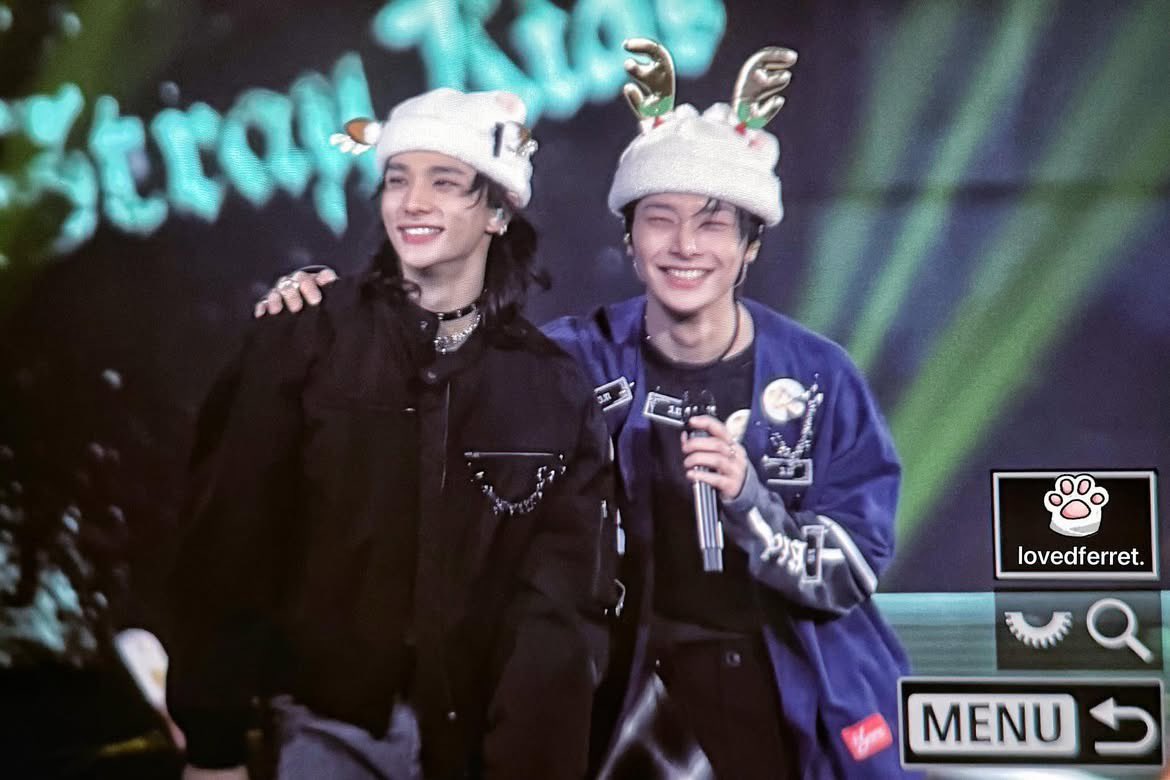 io_ri_maru's tweet photo. クリスマスプレゼントありがとう
もう今年のクリスマス大満足
なぜならこれが見れたし
歌ってくれたんだ^_^🎀🫶🏻 https://t.co/hDwWyovlxB