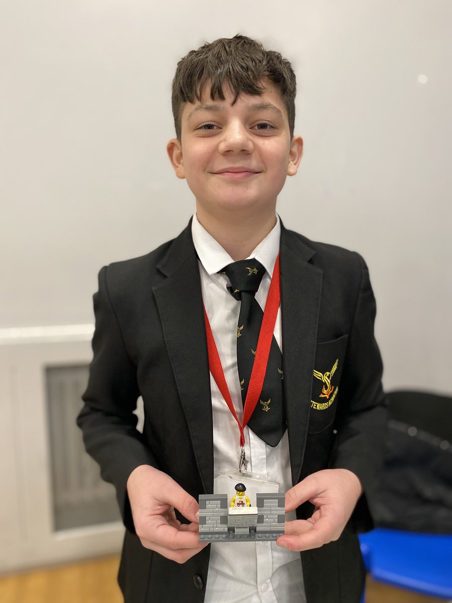 Lego Workshop <a href="/StewardsAcademy/">Stewards Academy</a> today in <a href="/StewardsDesTech/">Stewards Technology</a> with some awesome creations! 😄 <a href="/StephenDrew72/">Stephen Drew🔸🇪🇺 🇺🇦</a> <a href="/vicgoddard/">Vic Goddard</a> <a href="/yourharlow/">Your Harlow</a>