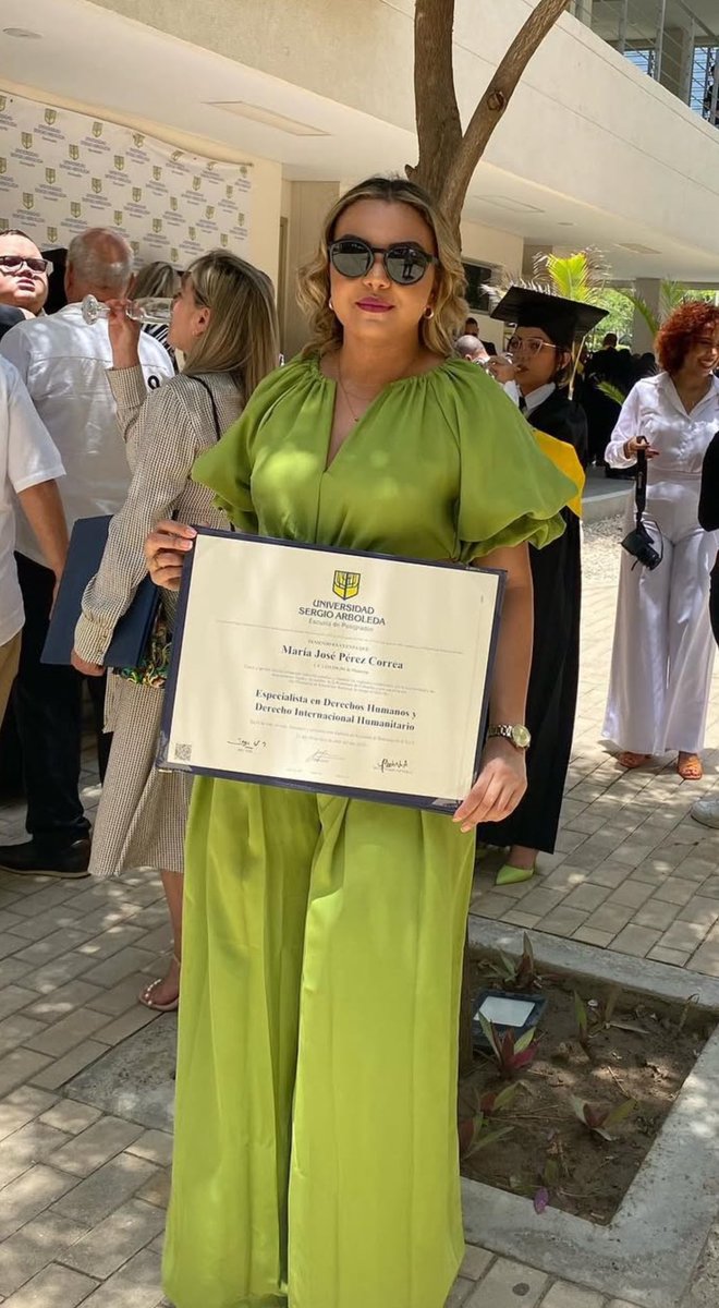 oscarrodril01's tweet photo. —Oremos por la Salud de la
Abogada María José Pérez—
Señor te pedimos por la
salud y recuperación de
María José Pérez Correa
Que se levante de la UCI en
victoria y sane el vaso, el
páncreas y su hígado desechos
A raíz de la golpiza recibida
También pedimos justicia y
Sea capturado su agresor!🙏⚖️