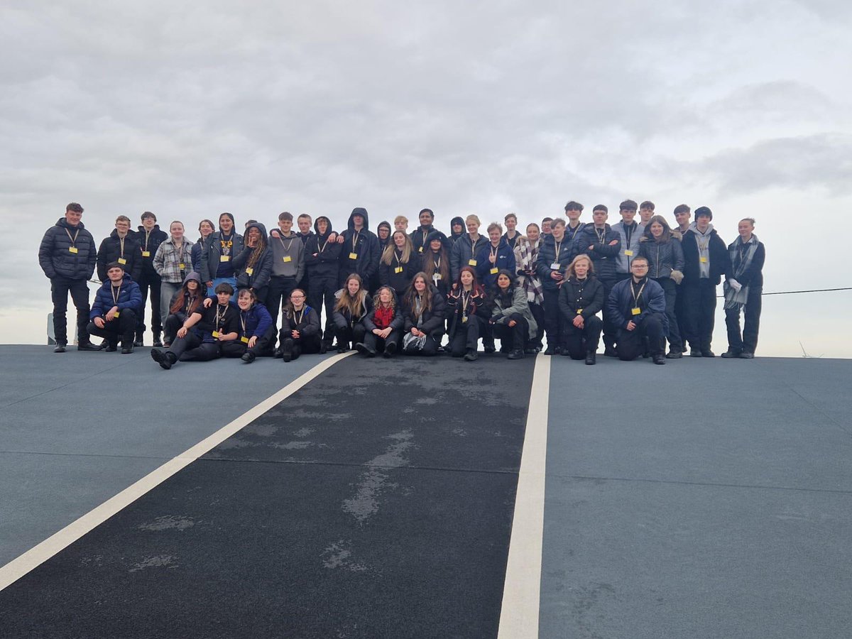 Tameside College tweet media