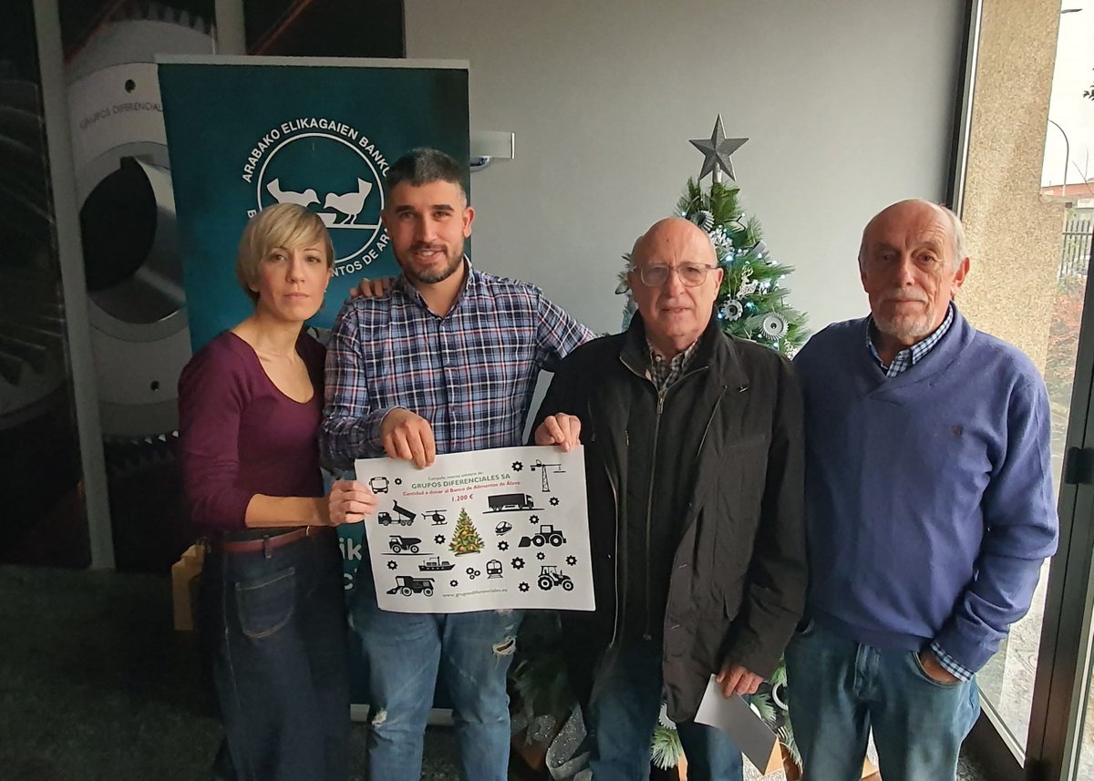 Una año más recibimos la generosa aportación que la plantilla de trabajadores/as y la empresa  GRUPO DIFERENCIALES S.A. realiza al BANCO Alimentos ARABA. Representa un gesto solidario que les define como comprometidos con causas solidarias como la nuestra.
ESKERRIK ASKO