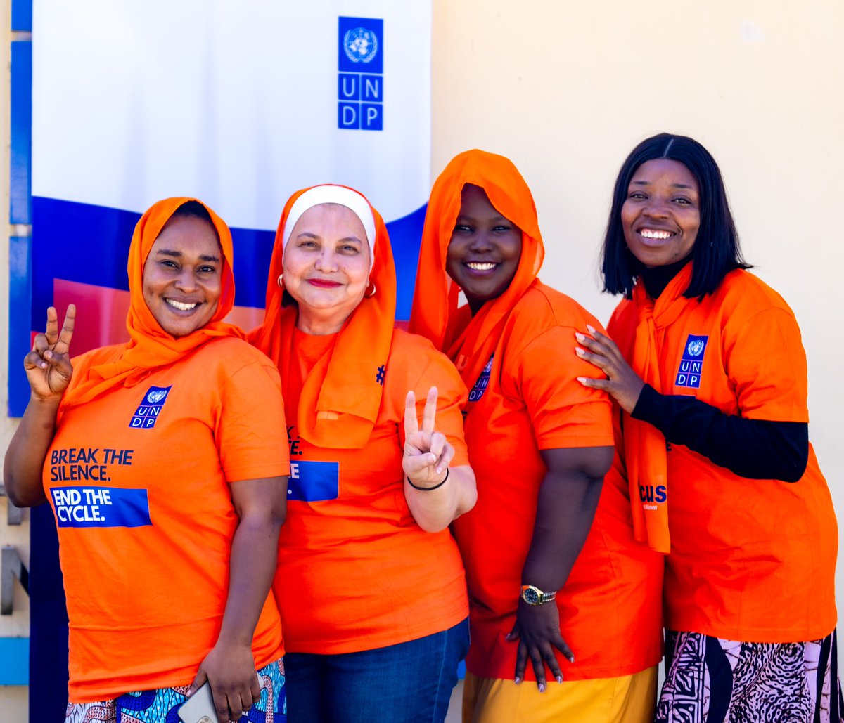 UNDPNigeria's tweet photo. Still on the #16DaysOfActivism, our team in the northeast is committed to taking action &amp; amplifying our efforts to end violence against women &amp; girls.

We're raising awareness and empowering communities to build a future free from gender-based violence. #NoExcuse for #GBV! https://t.co/DJwzZPaHIz