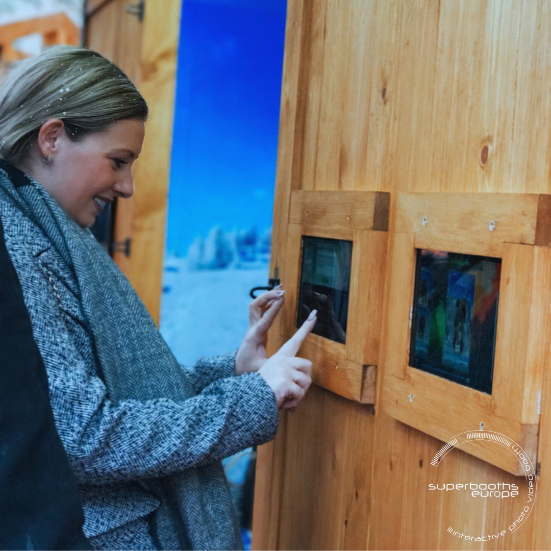 SuperBEuro's tweet photo. Experience the magic of the North Pole in the UK &amp; Germany! ❄️Step into a cozy log cabin surrounded by swirling snow and crisp winter air for an unforgettable adventure. 

Perfect for events that wow! https://t.co/ORGQJAv5pe
Bring the wonder to life: Hello@superboothseurope.com https://t.co/gAaKlD2o5E