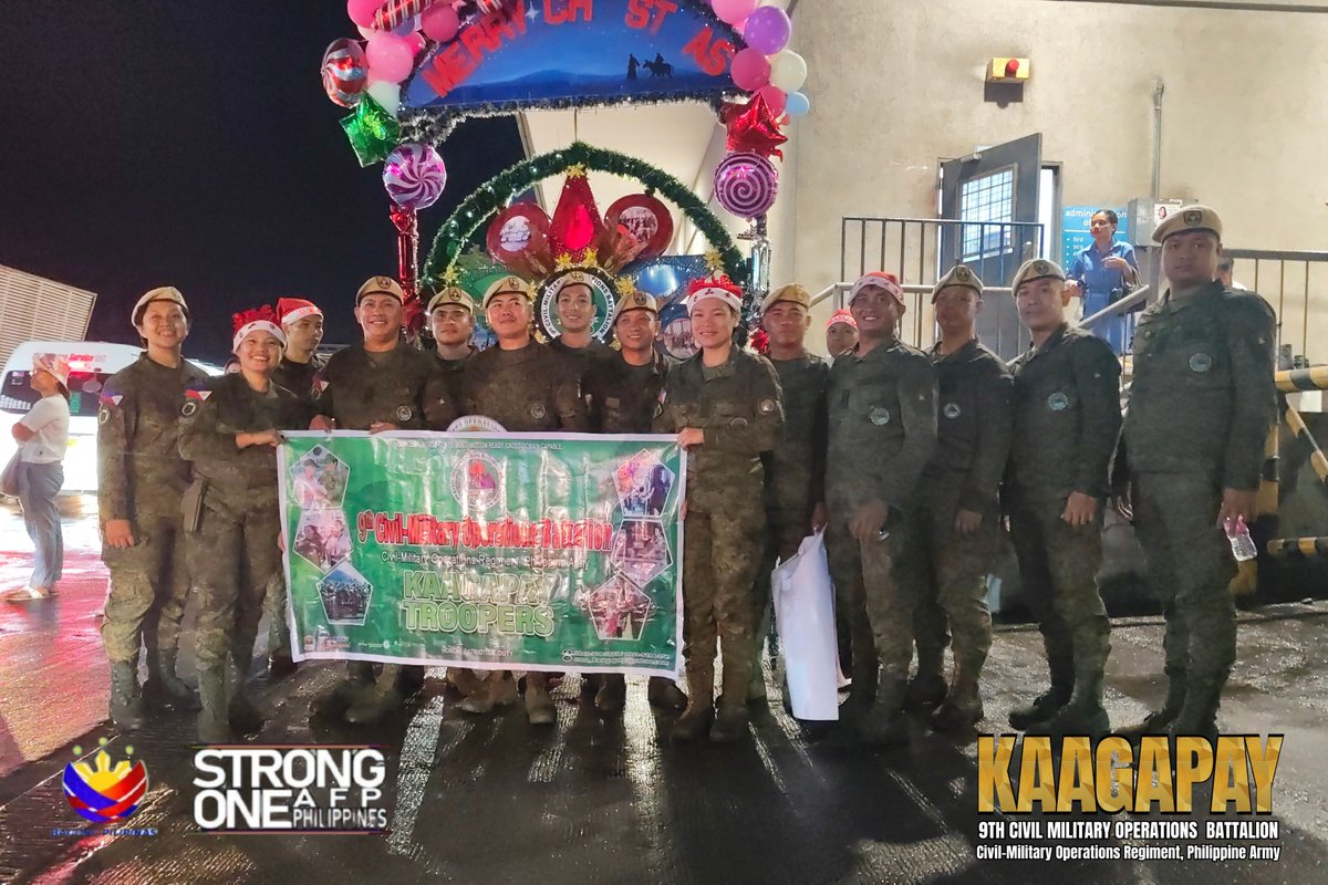 9CMOBattalion's tweet photo. 𝐆𝐫𝐚𝐧𝐝 𝐎𝐩𝐞𝐧𝐢𝐧𝐠 𝐏𝐚𝐫𝐚𝐝𝐞 𝐨𝐟 𝐏𝐚𝐬𝐤𝐮𝐡𝐚𝐧 𝐬𝐚 𝐆𝐥𝐨𝐛𝐚𝐥 𝐀𝐥𝐛𝐚𝐲

See More: https://t.co/2B9Ewc1fEP

#KaagapayNgMgaBikolano
#MatatagNaHukbongKatihan
#StrongerArmyStrongerCountry
#ServingthePeopleSecuringtheLand
#PhilippineArmy
#ATR2040 https://t.co/TPs9u3n4ne