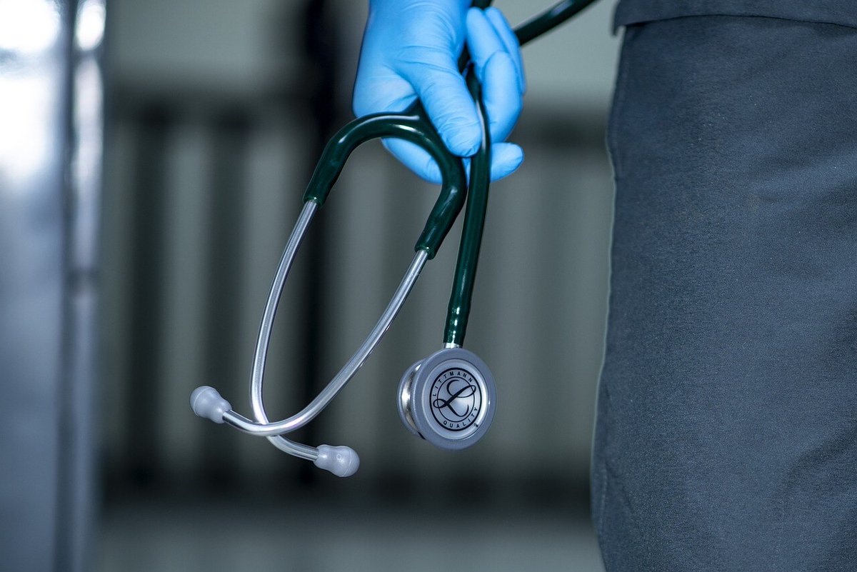 Let's talk differential attainment.

Evidence shows that doctors from ethnic minority backgrounds, international medical graduates &amp; those with disabilities or long-term conditions have disproportionally worse outcomes from training compared to their peers.