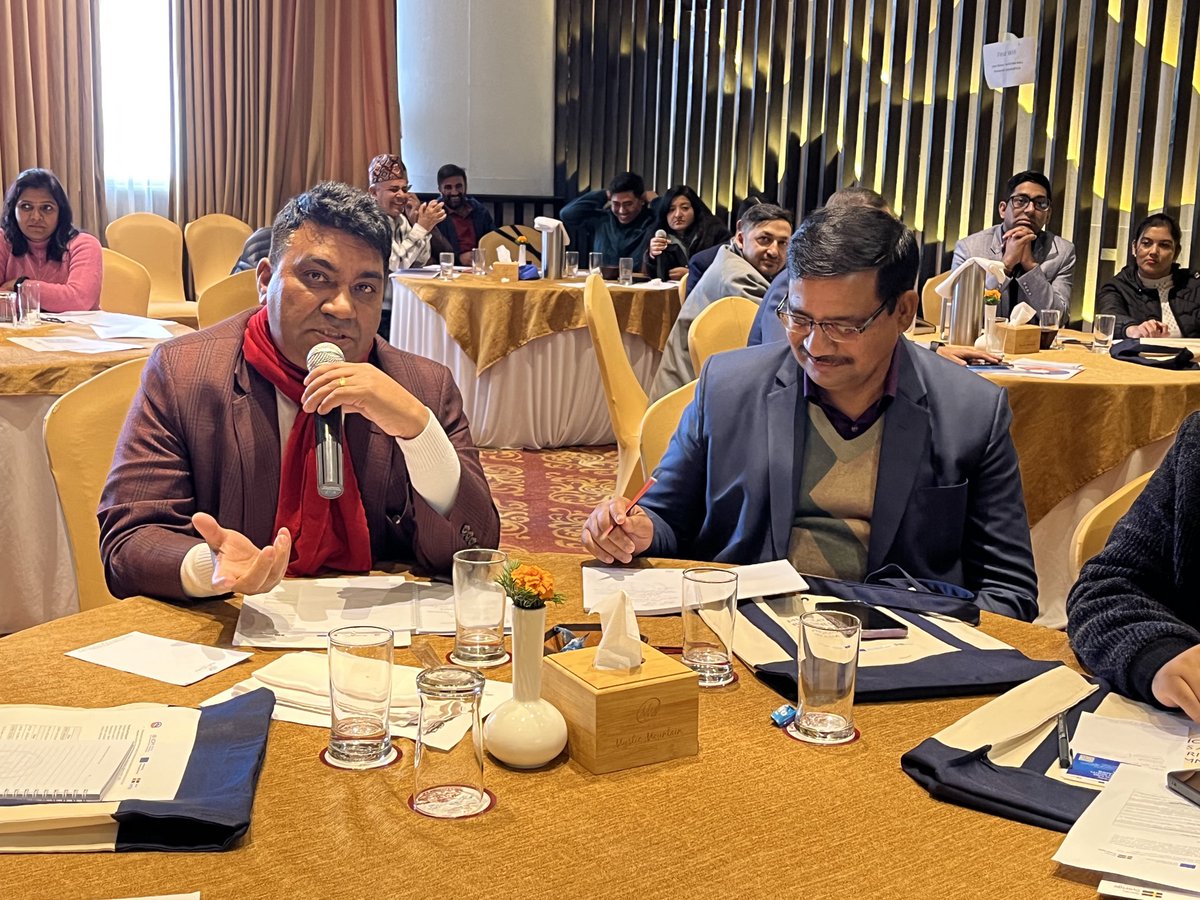 IOMnepal's tweet image. IOM Nepal &amp;amp; @MoLESS_Nepal under the #MBHRAsiaProgramme, organized a two-day orientation for government officials on regular migration pathways, aimed at strengthening labor migration governance &amp;amp; safeguarding migrant rights.
#RegularPathways #MigrantRights #MigrationGovernance