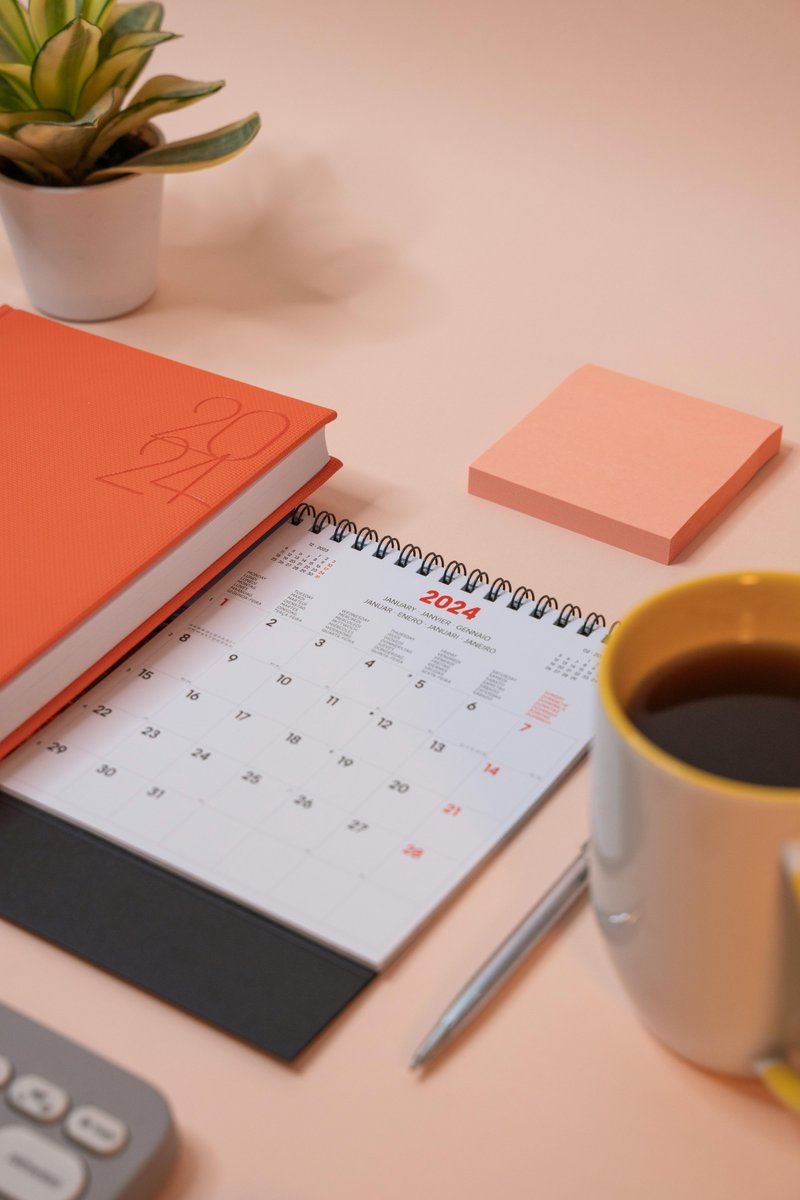 #Jaargesprekken tip 5 | Heb je de jaargesprekken al gepland? 

In de schoonmaakbranche is afgesproken dat elke medewerker elk jaar een jaargesprek heeft met zijn werkgever/leidinggevende.   

Meer tips over het voeren van jaargesprekken 👉
schoonmakendnederland.nl/cao-schoonmaak…