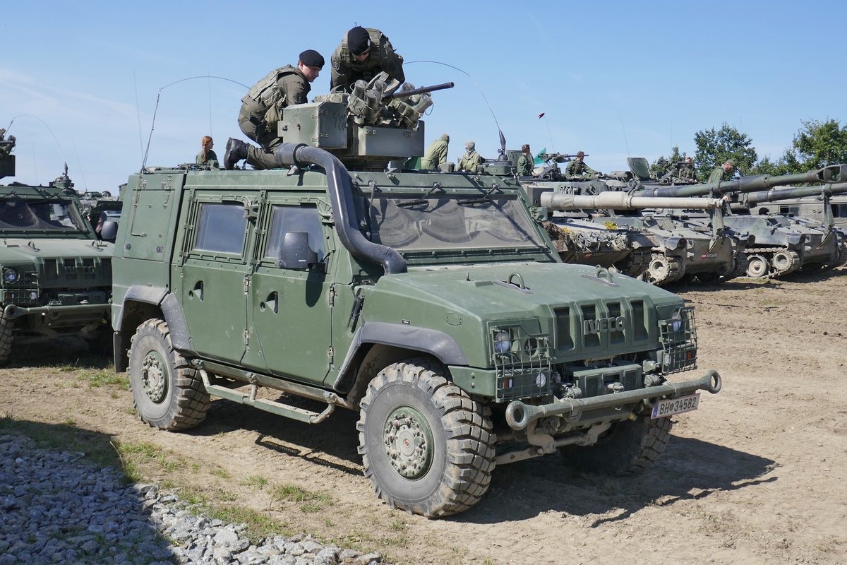 Doppeladler's tweet image. Geschütztes Mehrzweckfahrzeug HUSAR (IVECO LMV) bei der Übung HANDWERK 2020 am Truppenübungsplatz Allentsteig #Bundesheer #IvecoLMV #Husar Foto: Doppeladler.com