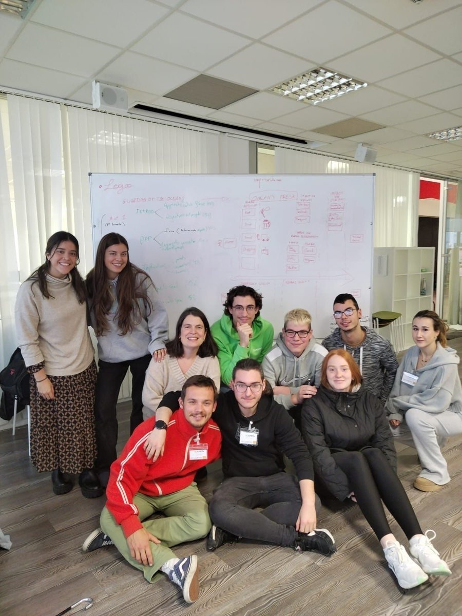 UNetxea's tweet photo. Hemos sido entidad colaboradora en proyecto #TEAMIT+ que ha reunido a 80 jóvenes de diferentes universidades y centros de formación profesional de Europa
Eskerrik asko @MUnibertsitatea @konfekoop @d4eteam y todos los que han posible este encuentro! https://t.co/X0hJbAKvIG