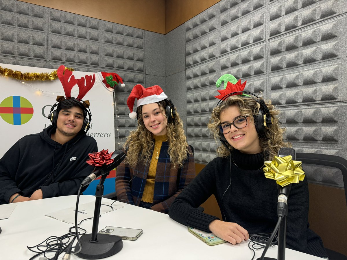 RadioCEU's tweet photo. L’ESMORZAR está ON AIR🚨 
Junto a nuestros colaboradores: @silviagriss_ @Andreina_Pietri @Laura_VFP @raquelbalbastr y Carlos Ruiz https://t.co/UBWhxsiEBp