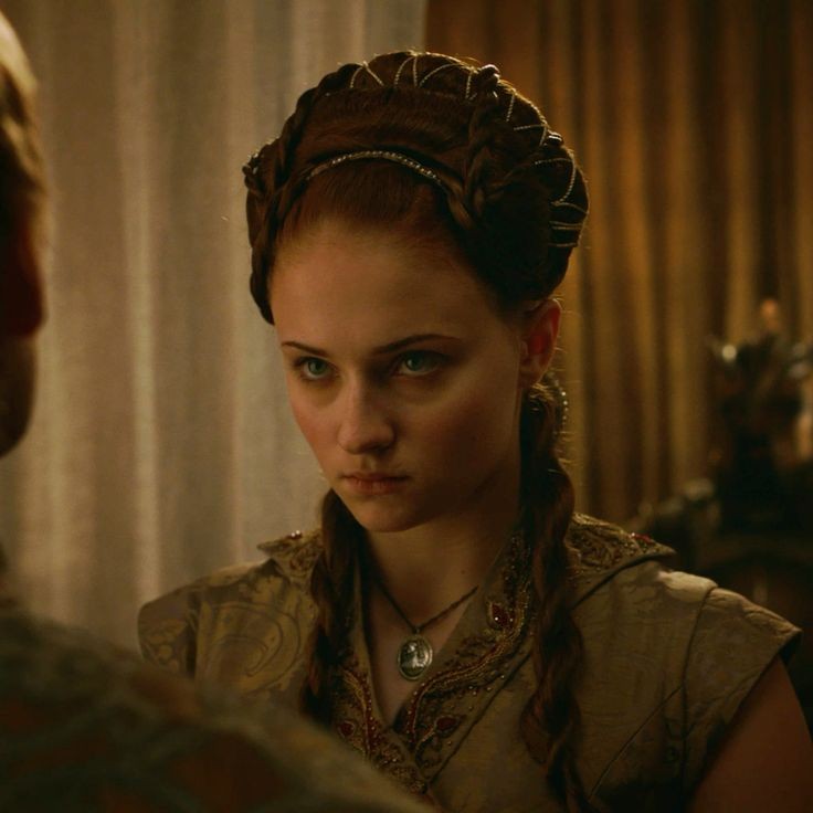 looking at joffrey !