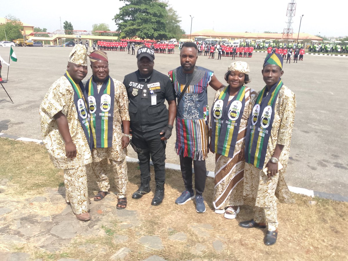 PcrcNg's tweet image. The National Chairman of PCRC Alhaji Olaniyan Ibrahim present at the Pull Out Parade of CP Abiodun Mustapha Alamutu Psc in Oke mosan Abeokuta Ogun State.