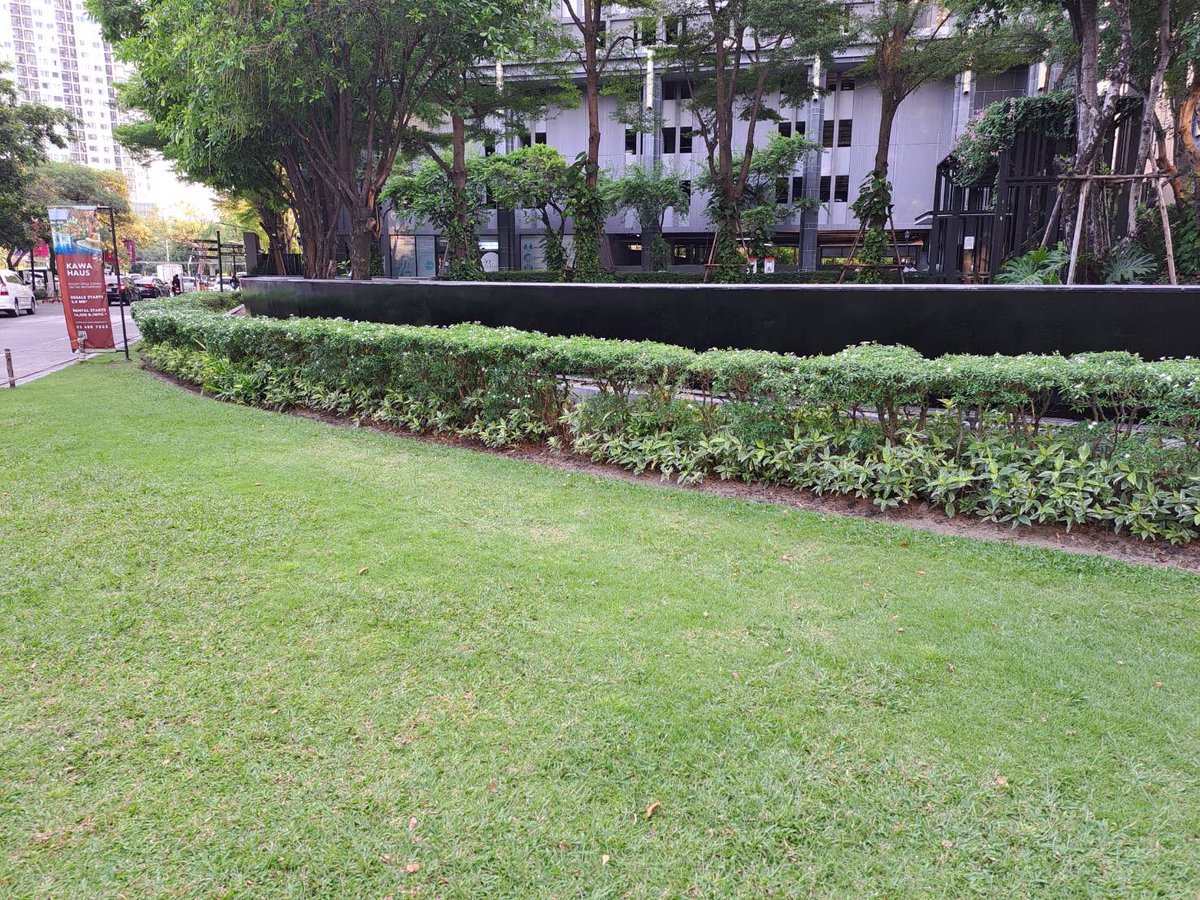 ChaiyutPi's tweet photo. งานขัดล้าง  และทาสีเคลือบ บ่อพอนด์หน้าโครงการ

#ThebaseParkWest #T77
 #PlusProperty https://t.co/nV2XSQvrLX