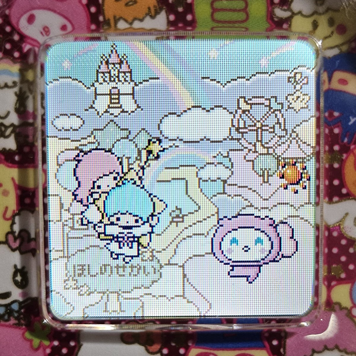 これかー⭐あむさんありがとう😭💞
可愛いいいいい💞
ちなみにさっきまで黄色い子だったのにおやつ食べて色変わったんだけど👀💓(笑)
#たまごっちみくす #サンリオ #キキララ