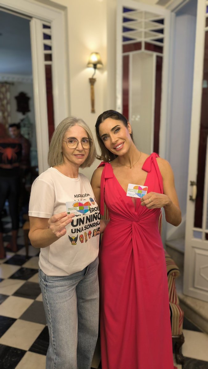manoli_lahaba's tweet photo. 💢 Gracias a @PilarRubio_ por mostrar la tarjeta de #donate #DonaVida 
@Atcica_corazon @cuidarcorazon @FETCorazon @coordtxSevHuelv @trasplantmalaga #málaga @ONT_esp @HospitalUVRocio @DrPerezBernal #trasplante @spibairon #HazteDonante #cadalatidoporti #generosidad #vida https://t.co/2stOWJGhUi