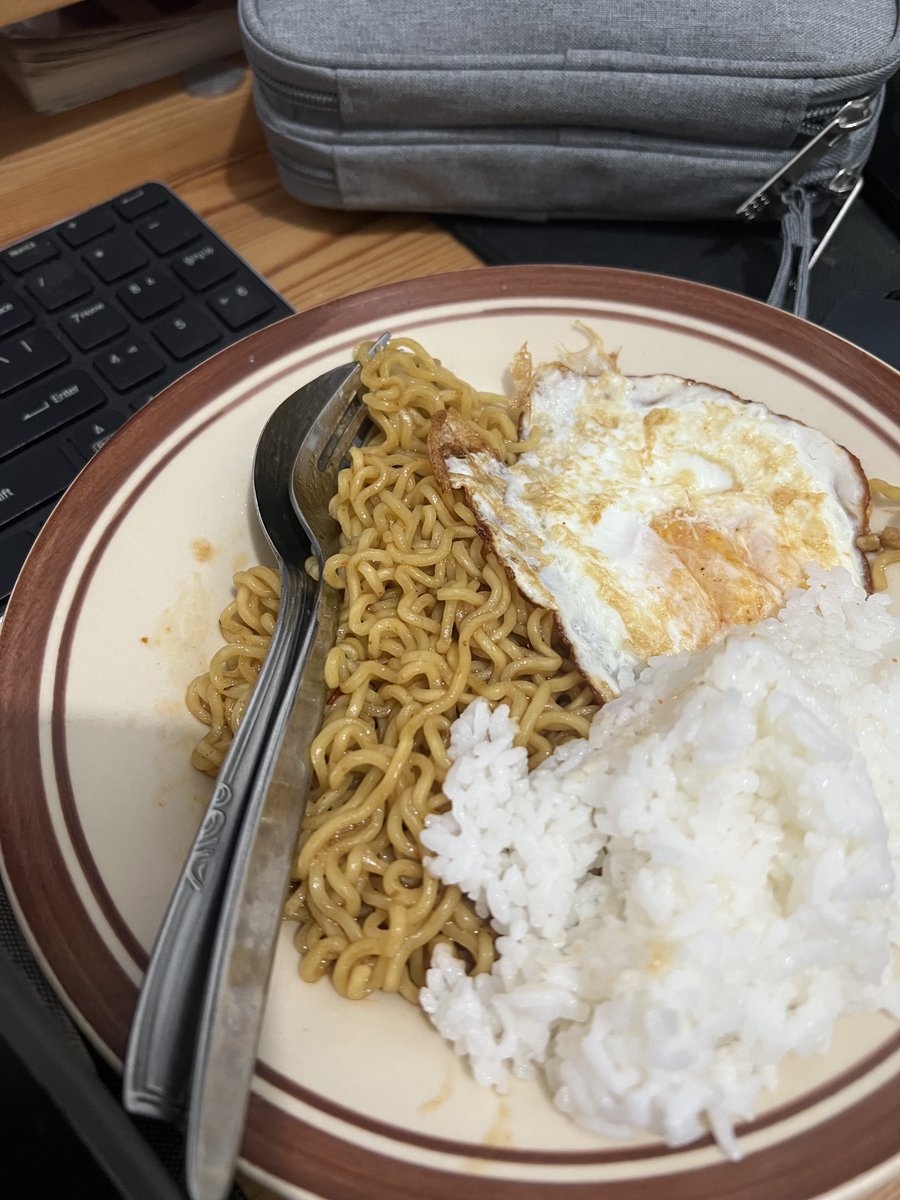 Nanti Kita Sambat Tentang Hari Ini tweet media