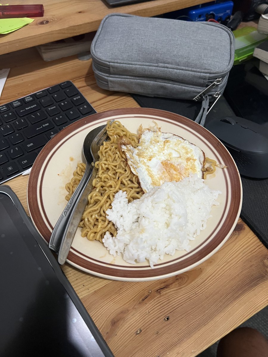 Nanti Kita Sambat Tentang Hari Ini tweet media