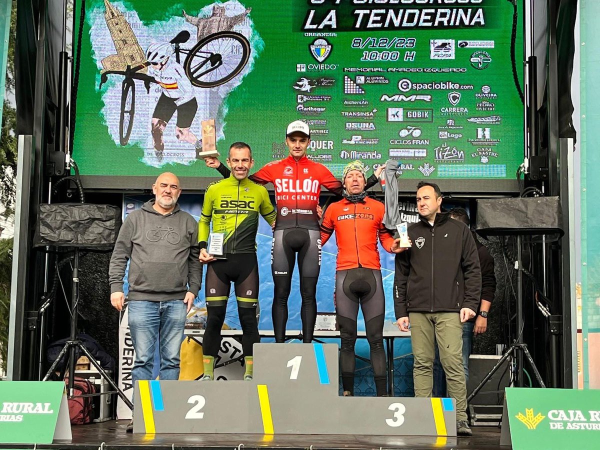 ciclopedreste's tweet photo. David Ovin se lleva la victoria en la 54 edición del #CxLaTenderina por delante de Marco Antonio Prieto y José Antonio Díaz Arriola.#LaCatedraldelCxAstur #Oviedo #CxAsturias https://t.co/U1xZtvhnOe