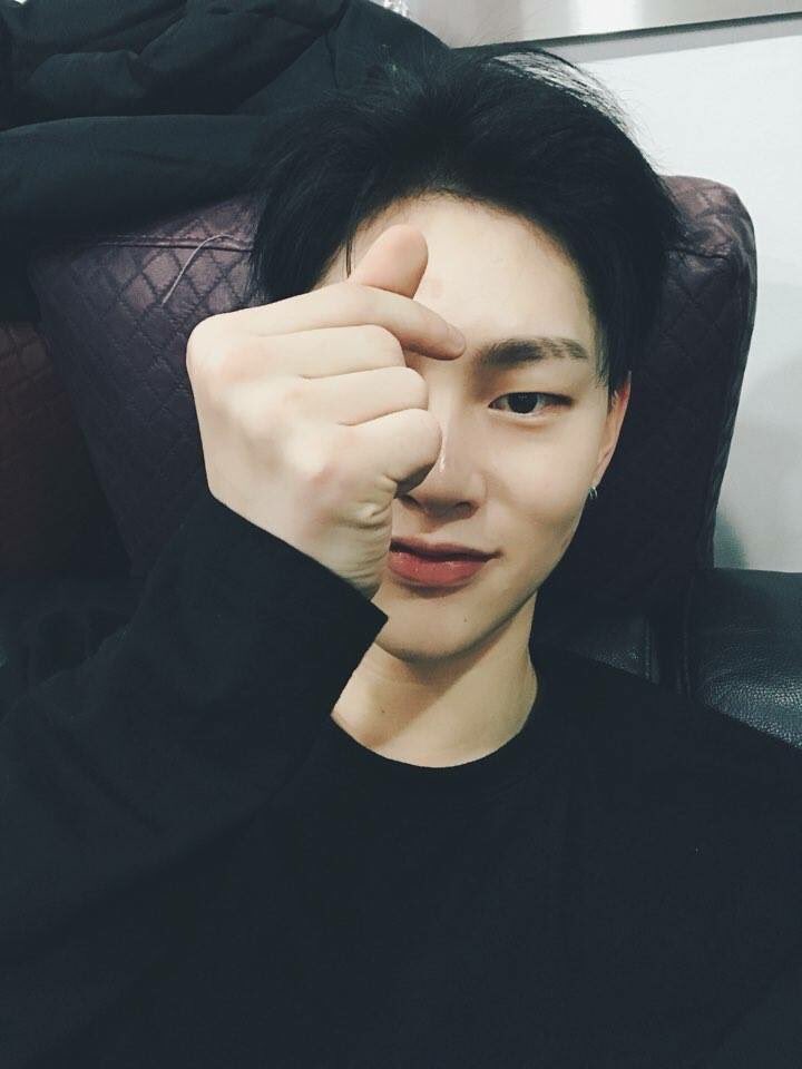 บีนี่ควอนครับแม่ ᯅ̈ tweet media