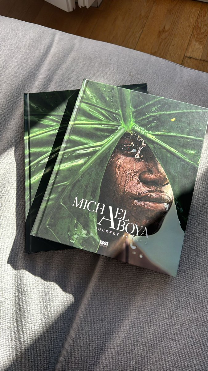 Aboya_8's tweet photo. Between these pages lies a lovely place to be—moments frozen in time, treasures of the heart, and a journey to infinity.

My first book 📖 is out now! 😊❤️ https://t.co/dCBcv4GPtY