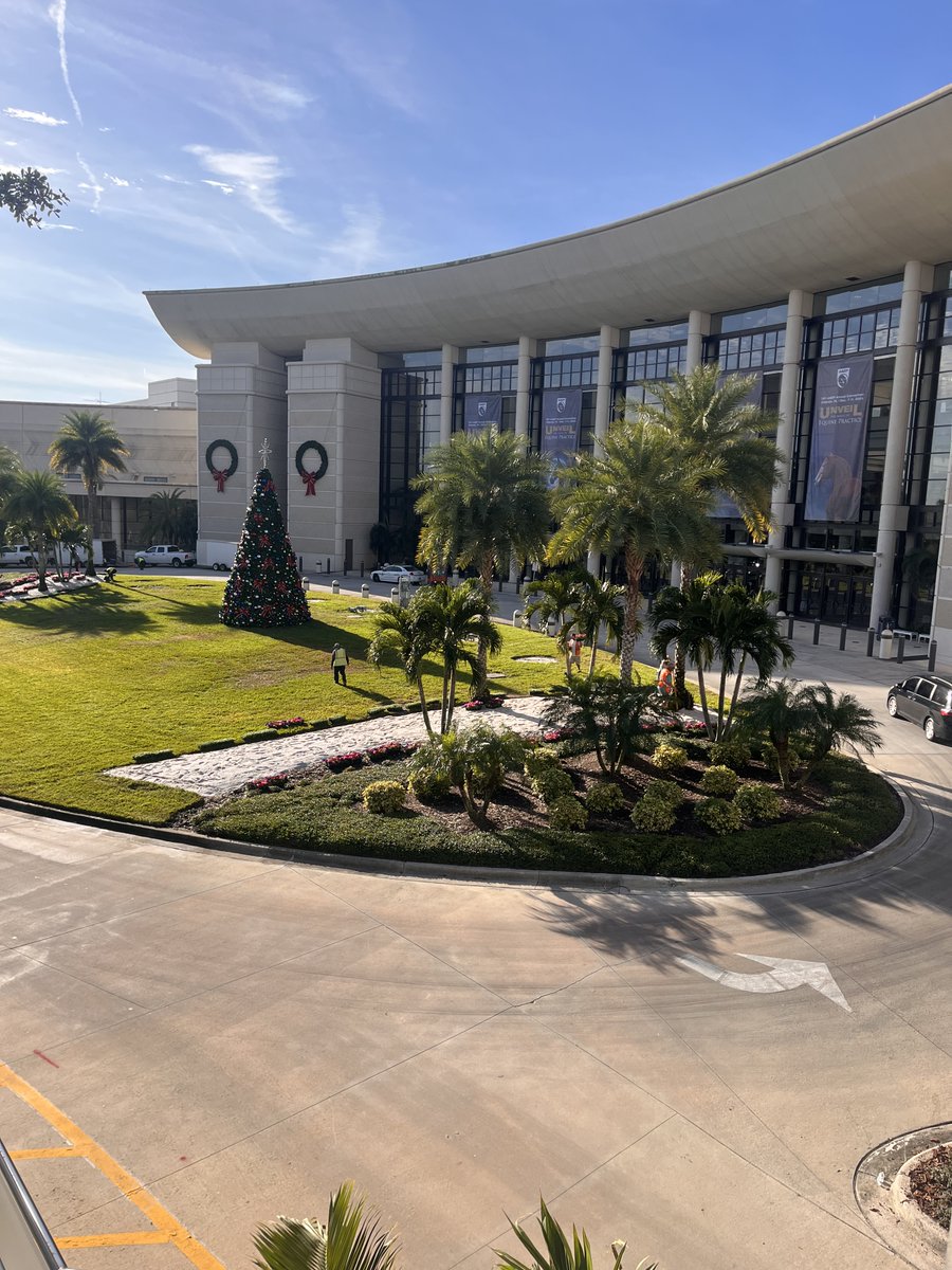 Equina_AstoCT's tweet photo. We’re loving Day 2 at #AAEP2024! 🐴✨
Visit Asto CT Booth #1861 to see how our CT tech is redefining equine diagnostics. 🌱 Grab an Air Plant or Plant Kit and let’s grow your practice!
📍 Booth #1861 #EquineHealth #AstoCT https://t.co/n2JnM6uPv4