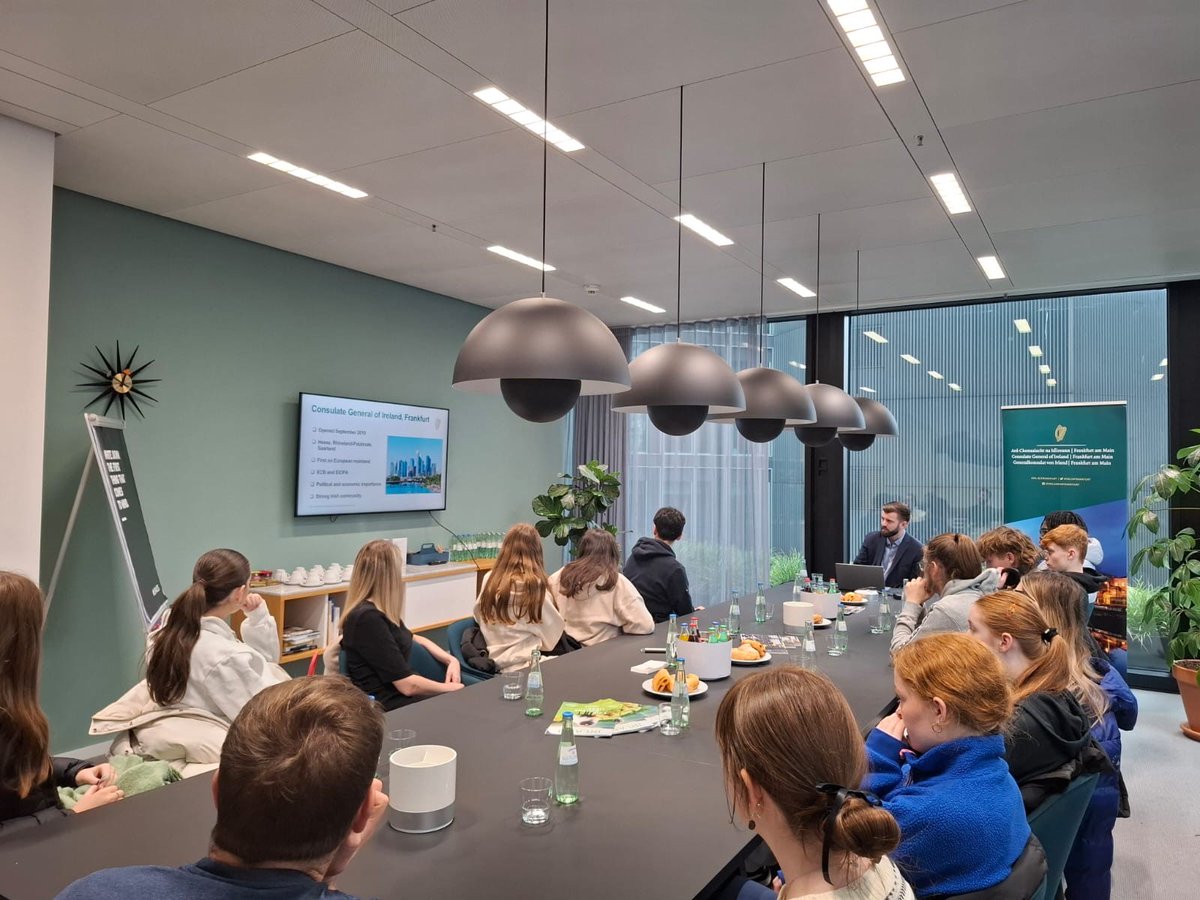 Consulate General of Ireland, Frankfurt am Main (@irlinfrankfurt) on Twitter photo It was a pleasure to welcome 6th year students from <a href="/SPCDunboyne/">St. Peter's College Dunboyne</a> here in Frankfurt earlier today. Thank you for a great discussion, and the very best of luck with your upcoming German exams! It was a pleasure to welcome 6th year students from <a href="/SPCDunboyne/">St. Peter's College Dunboyne</a> here in Frankfurt earlier today. Thank you for a great discussion, and the very best of luck with your upcoming German exams!