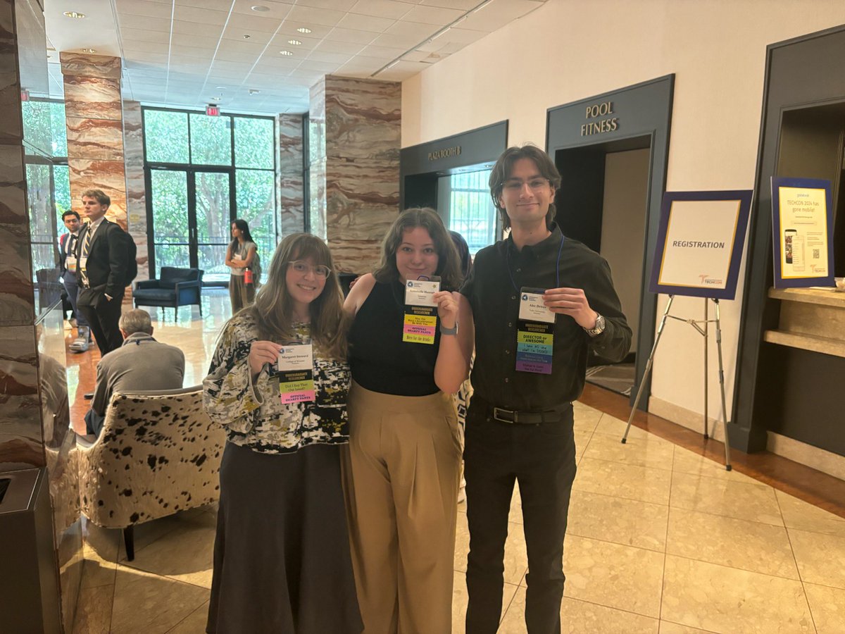 PennChemREU (@pennchmreu) on Twitter photo Why should you apply for our REU program? Professional development and networking opportunities! Pictured are our students engaging with an industry professional on campus and attending TechCon 2024 in September, generously supported by <a href="/srcorg/">Semiconductor Research Corporation (SRC)</a>. Why should you apply for our REU program? Professional development and networking opportunities! Pictured are our students engaging with an industry professional on campus and attending TechCon 2024 in September, generously supported by <a href="/srcorg/">Semiconductor Research Corporation (SRC)</a>.