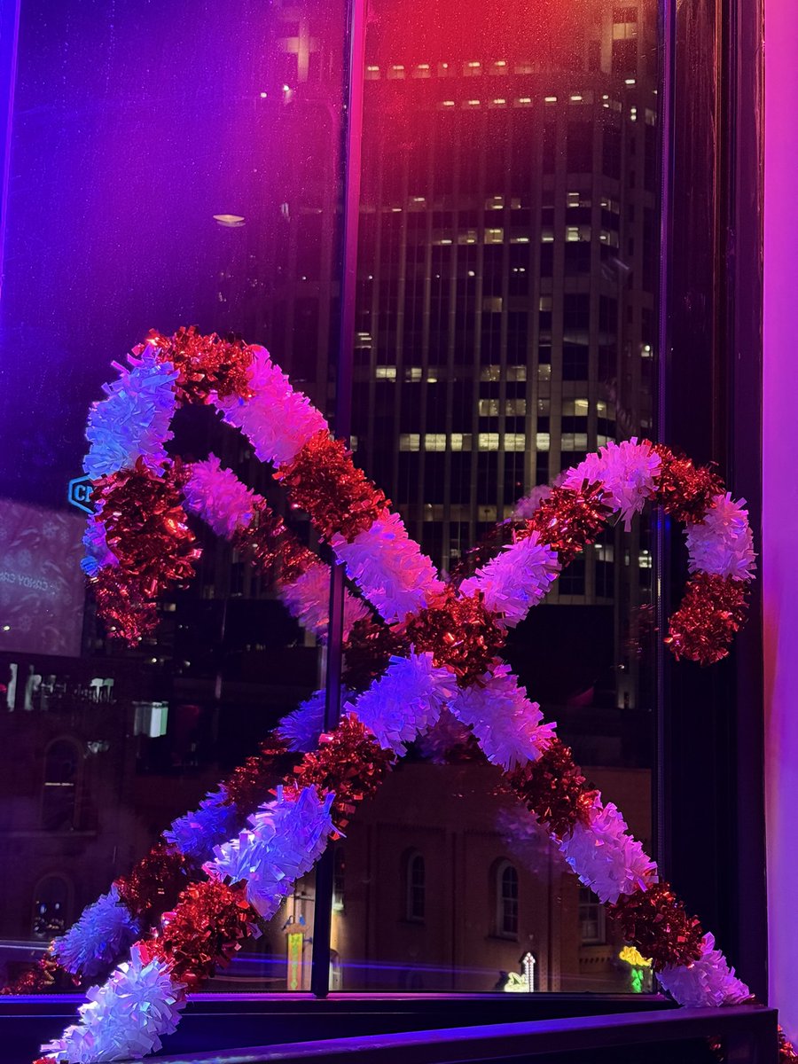 inpamskitchen's tweet image. Saturday night @jbjnash
#musiccity #jbjsnashville #JBJs #nashville #nashvilletn #broadwaynashville #bonjovi #jonbonjovi #jbjsnash