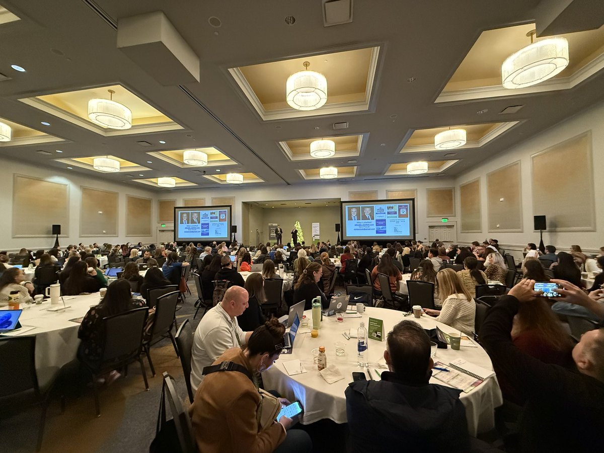 Joe_Sanfelippo's tweet photo. I see you @ParentSquare!!!! Such an INCREDIBLE group of people and love to see @npolyak and @mikelubelfeld start this #PSQSummit off in style!!! https://t.co/80Cn4DqX9W