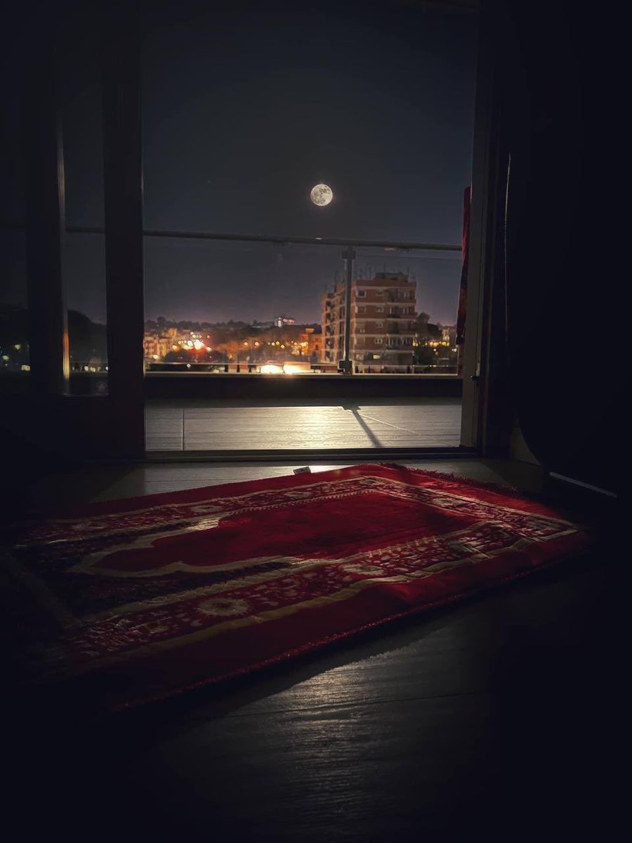 FROOO7H16's tweet photo. تذكير الصلاة الوتر صدقة جارية فقدتي أفراح الله 
           يرحمها ويغفرلها ويسكنها فسيح جناته https://t.co/runUHTjGCT