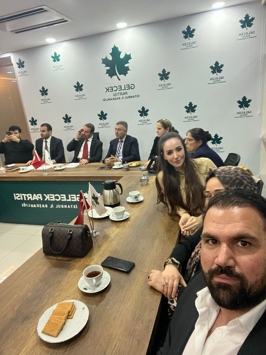 tuba_tuuuba's tweet photo. İl başkanlığı toplantımızdayız..☺️🌸
Gündem çok coşkulu…🤗

@GelecekPartiTR @Ahmet_Davutoglu @istgelecek @Ali_Riza_Abdik
@Gelecek_ist_stk @SultanDedeolu1 https://t.co/IdXInZ3ZxX